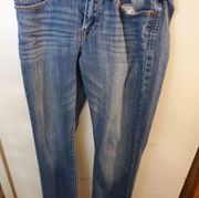 Lucky Brand Sofia Street blue jean front distressed. And distressed size 4