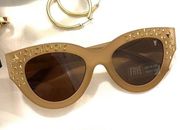 Frye Chunky Flat Cat With Studs Sunglasses New in Package