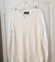 Ladies Bobbie brooks sweater medium