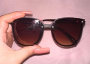 brown sunglasses 