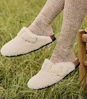 Birkenstock Boston Big Gold Buckle Teddy Sherpa Clogs Cream 8