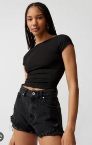 brand new urban outfitter black shorts 24“ 