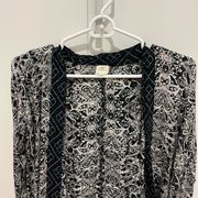 O’neill oversized black and cream patterned Beach coverup