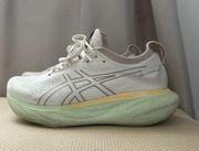 Gel Nimbus 25 Size 9