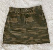 Lucky Brand Camo Denim Skirt Raw Hem sz 4