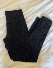 Wunder Under Leggings 28”