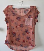 peach floral top