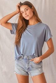 Lulu’s | Dusty Blue Crew Neck Tee