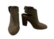 American Eagle chunky heel bootie