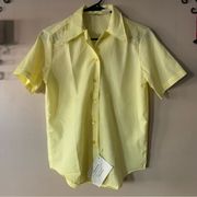 NWT Vintage Pale Yellow Durable Press Collared Button Soen Shirt Small 34