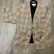 Pin stripe beige fall colors Chelsea blazer fits like a 14 functional pockets