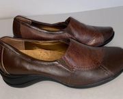 Hush Puppies Slip On Leather Shoes size : 7.5