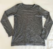 Swiftly Tech Long Sleeve Shirt - Heather Gray