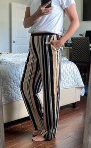 NWT⭐️Chelsea28 Pull On Stripped Pants Flowy, Fun and Comfy.