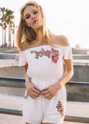 LF Seek the Label Off Shoulder Rose Embroidered Romper White Size Medium