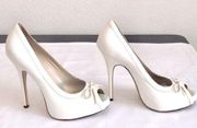 Cream Off-White High Heels Pumps w/ Open Toe, Bow: Leather, Sz. 7