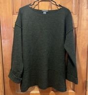 Pandemonium women’s 100% lambs wool sweater size large.