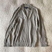 New brooks brothers v neck top small