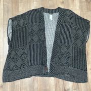 Roots Open Cardigan Black/Gray & White One Size