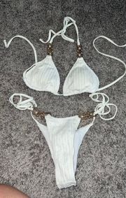 White buckle Bikini