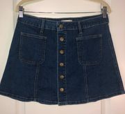 Button Denim Skirt Size Medium