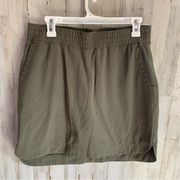 Duluth Trading Co Green Nylon Ripstop Active Quick Dry Skort Outdoors Hiking