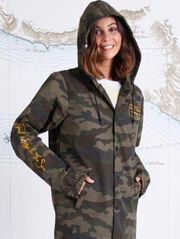 Salty crew women’s camo windbreaker