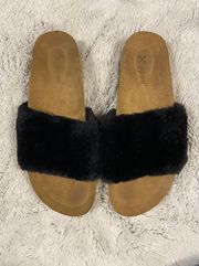 Fuzzy Sandals / Slippers