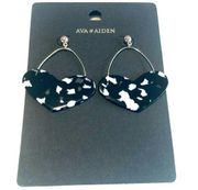 Ava  & Aiden Black & White Heart Teardrop Earrings