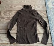 turtleneck size small