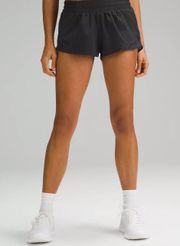 Lululemon Hotty Hot Short 2.5”