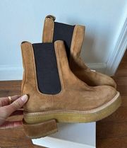 FRAME Chelsea suede boots brand new