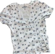 Hollister Floral Wrap Crop Top V-Neck Short Sleeve White Blouse Women's