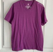 ROCAWEAR PURPLE V NECK T SHIRT