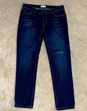 Women’s Nordstrom Halogen Girlfriend fit soft/stretchy dark wash jeans size 29‎