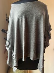 One Size Gray Pull Over Sweater 