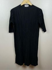 & Other Stories Crepe Crinkle Dress Size 4 Black  Minimal Neutral Work Plisse