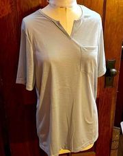 Go Couture Gray Burnout VNeck Pocket Tee Sz XL