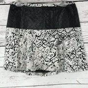 W118 By Walter Baker Medium Blair Skater Skirt Zipper Black White Abstract Women