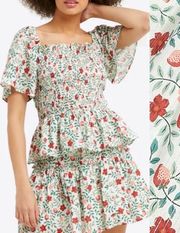 Draper James Deana Smocked Top in Strawberry
Field Ruffle Peplum Cotton Floral