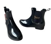 NWT Juicy Couture Black Sparkle Rain Chelsea Logo Boots SZ-9