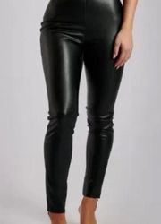 Meshki shayla black skinny faux leather split pants size large ankle pants