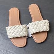 Old Navy Faux-Leather Puffy Braided Sandals Cream