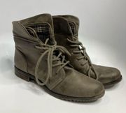 Cliffs by white Mountain taupe ankle boots combat boots size 11