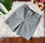 Lands’ End Green Grey Mid Rise Bermuda Shorts Size 8 khaki