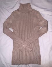 Kendall & Kylie Turtle Neck