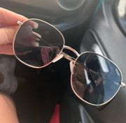 Quay Australia Jezabell Sunglasses
