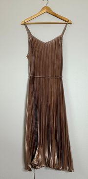 BNWT  Bohme Rose Gold Ruffle Dress