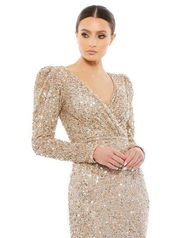 Mac Duggal NWT Puff Shoulder Sequined Surplice Gown in Shimmering Gold Size 8