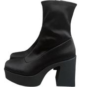 ALDO  Boot Upstep Boot Sz 10 Black Fabric  Platform Heeled Chunky Y2K gothic EUC